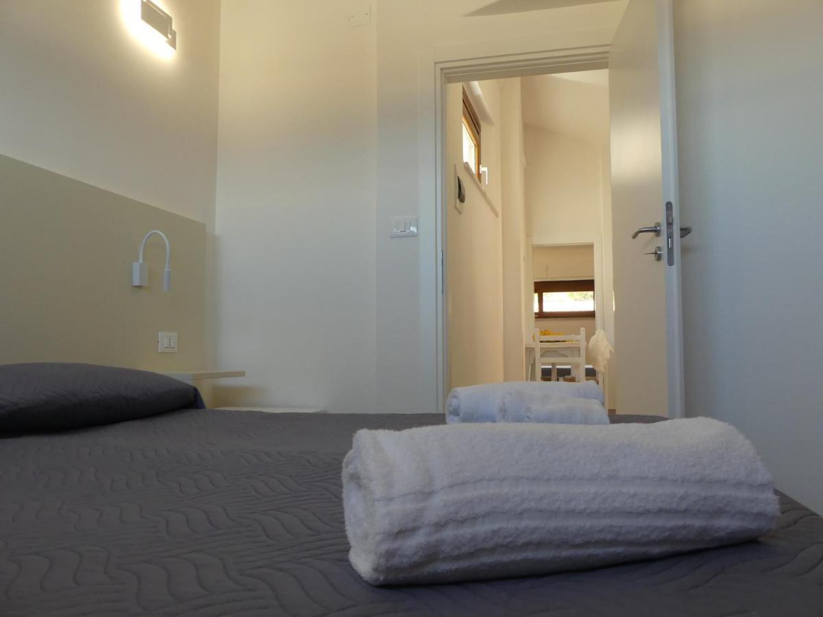 Le Roccette Mare Beach Hotel & Restaurant โตรเปอา ภายนอก รูปภาพ