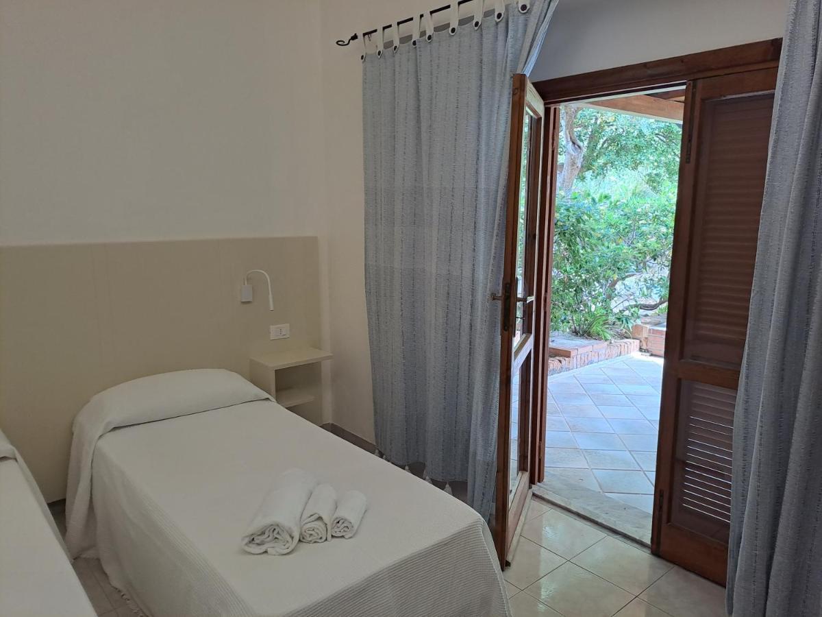 Le Roccette Mare Beach Hotel & Restaurant โตรเปอา ภายนอก รูปภาพ