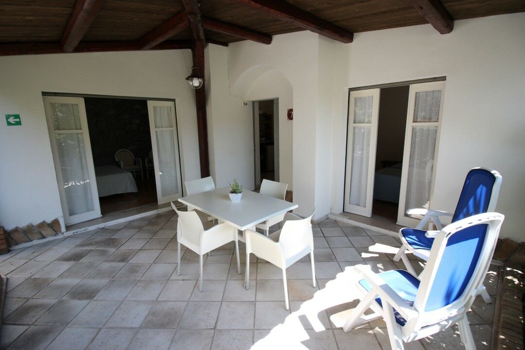 Le Roccette Mare Beach Hotel & Restaurant โตรเปอา ภายนอก รูปภาพ
